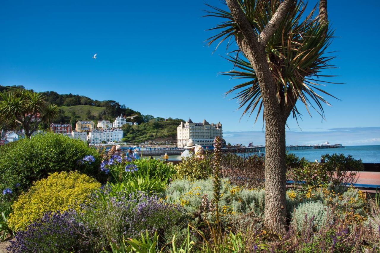 Cosy Llandudno Apartments Esterno foto
